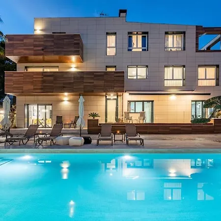 5 Stelle Piscina, Jacuzzi, Wifi - 2 Min Dal Mare Apartment Miami Playa