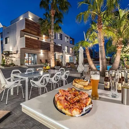 5 Stelle Piscina, Jacuzzi, Wifi - 2 Min Dal Mare * Miami Playa